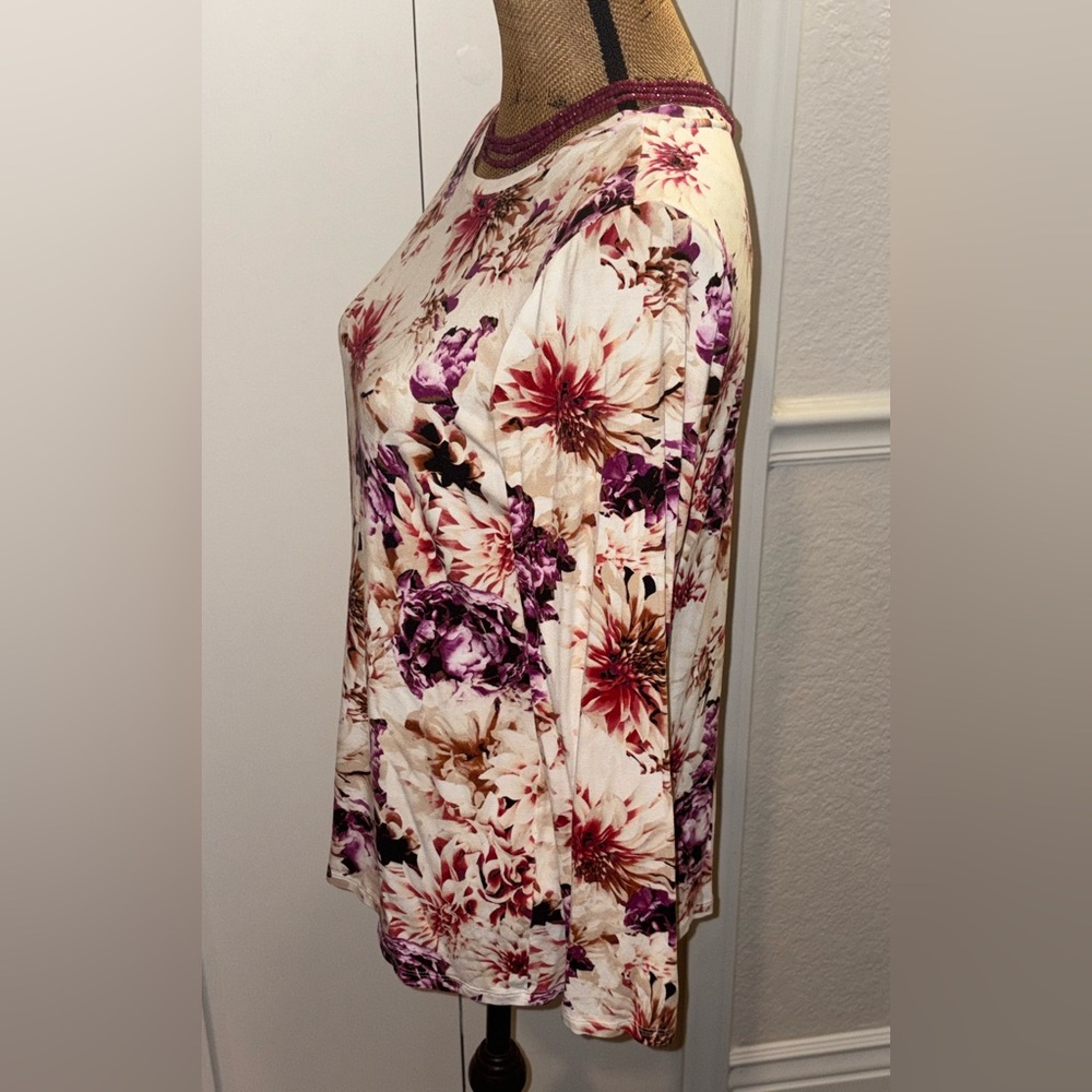 Chico's Touch Of Cool Jersey Knit Wild Floral Layering T-Shirt Size 2 Large - Picture 5 of 8